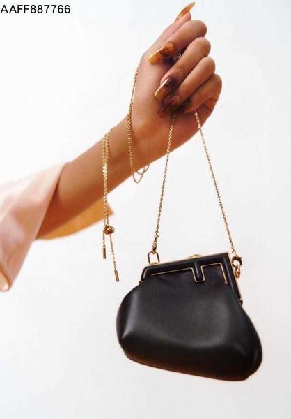 designer first handbags women bag early new series metal bonded large ff lock mini chain small card bag change
designer first handbags women bag early new series metal bonded large ff lock mini chain small card bag change
