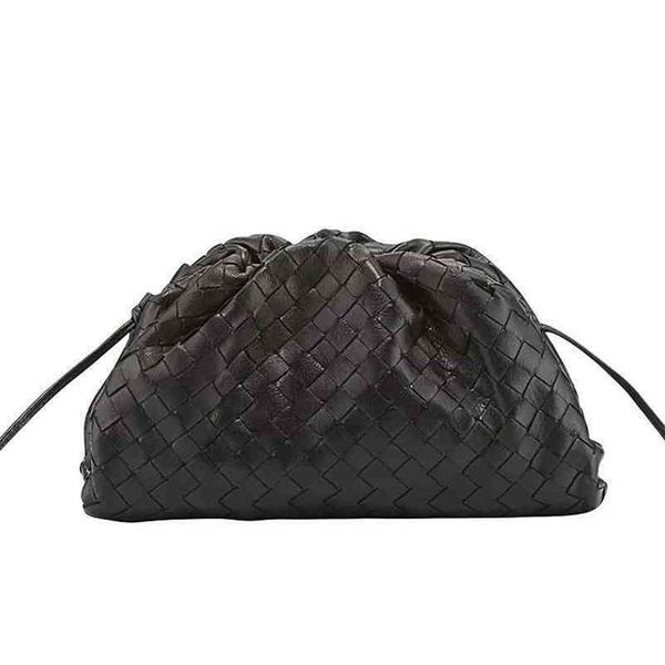 handbags venetas bottegas luxurys factory bottage woven women's cowhide fashionable leather pleated foreign style one shoulder holding
handbags venetas bottegas luxurys factory bottage woven women's cowhide fashionable leather pleated foreign style one shoulder holding
