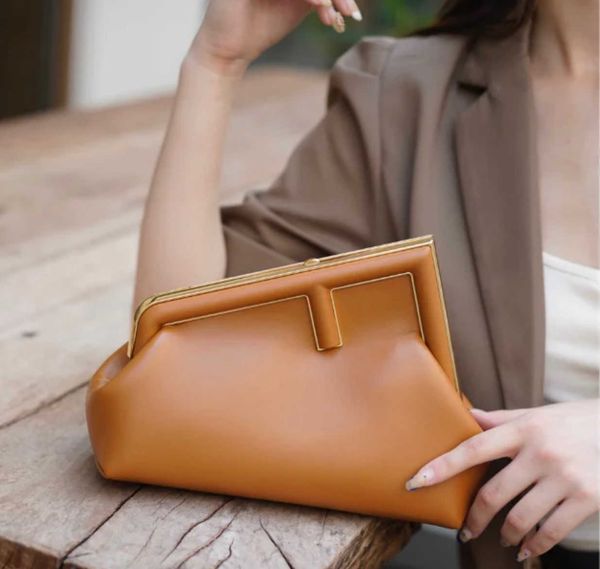 designer first handbags winter dinner bag ff lock cloud sheepskin shoulder messenger chain womens
designer first handbags winter dinner bag ff lock cloud sheepskin shoulder messenger chain womens