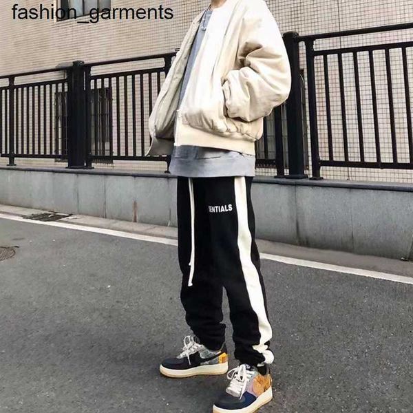 men designer multi thread essential fashion brand leisure loose legged sports guard pants men's women's fashion, Black
men designer multi thread essential fashion brand leisure loose legged sports guard pants men's women's fashion, Black