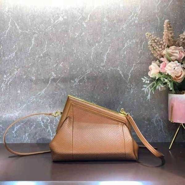 designer first handbags bag wholesale dinner bag lady messenger bags leather retro urban style yz6a wrk1 bb
designer first handbags bag wholesale dinner bag lady messenger bags leather retro urban style yz6a wrk1 bb