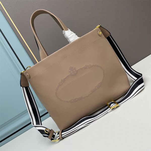 tote shopping bag women crossbody shoulder bags cowhide leather removable wide strap interior zip pocket gold hardware magnetic clasp lady h
tote shopping bag women crossbody shoulder bags cowhide leather removable wide strap interior zip pocket gold hardware magnetic clasp lady h