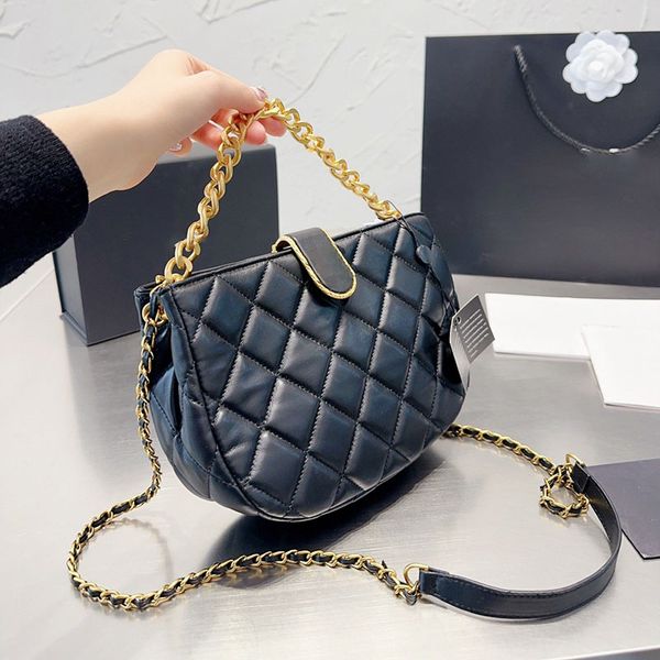 trend women classic buckle crossbody bag leather quilted large capacity metal letter portable gold chain luxury designer handbags fashion sh
trend women classic buckle crossbody bag leather quilted large capacity metal letter portable gold chain luxury designer handbags fashion sh