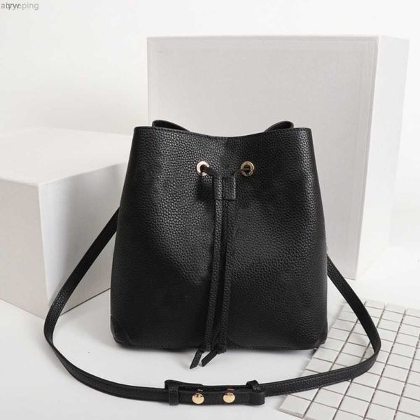 bagsoriginal high qaulity shoulder bags fashion handbags purses neonoe bucket bag women classic style genuine leather
bagsoriginal high qaulity shoulder bags fashion handbags purses neonoe bucket bag women classic style genuine leather