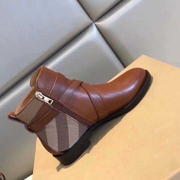 luxury brand shoes designer boots high heels and genuine leather outdoors fashion womens boot by home011 32, Black
luxury brand shoes designer boots high heels and genuine leather outdoors fashion womens boot by home011 32, Black