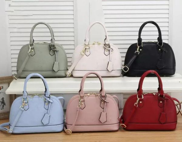 wallet fashion women shoulder bags chain messenger bag designer handbags purse cosmetic bag handbag, Red;black
wallet fashion women shoulder bags chain messenger bag designer handbags purse cosmetic bag handbag, Red;black