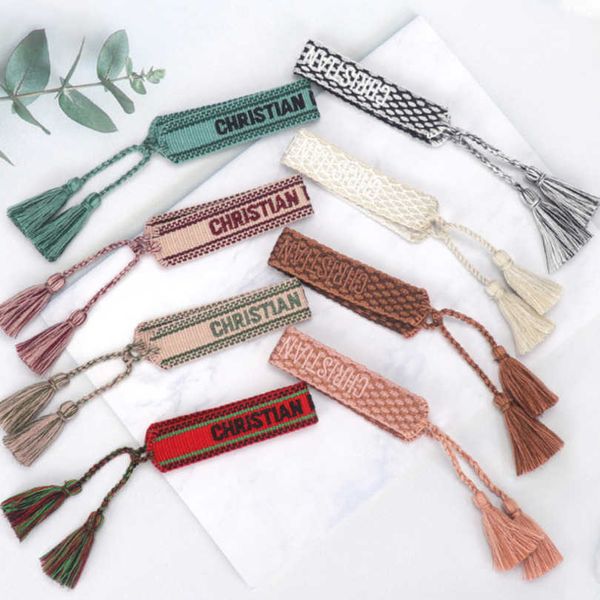 luxury fashion women's bracelets brand d designer bangle jewelry embroidered word bracelet letter rope woven tassel simple trinket girl, Golden;silver
luxury fashion women's bracelets brand d designer bangle jewelry embroidered word bracelet letter rope woven tassel simple trinket girl, Golden;silver