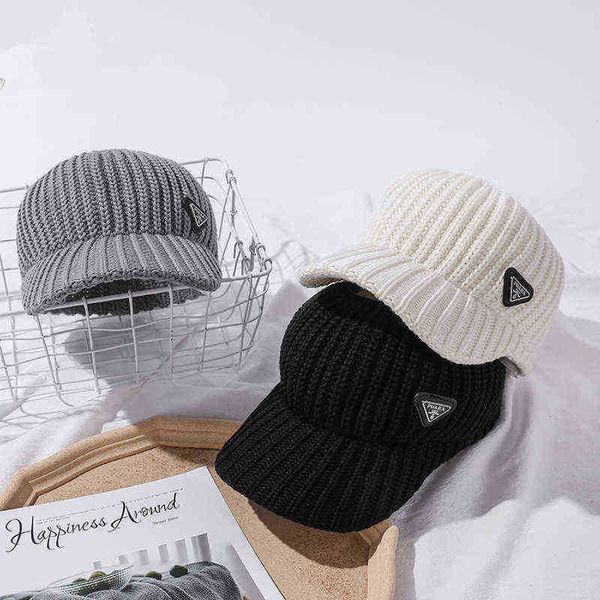 autumn and winter new knitted hat ladies korean fashion wild hair empty hats cold and warm street outdoor sports wool cap g221018, Blue;gray
autumn and winter new knitted hat ladies korean fashion wild hair empty hats cold and warm street outdoor sports wool cap g221018, Blue;gray