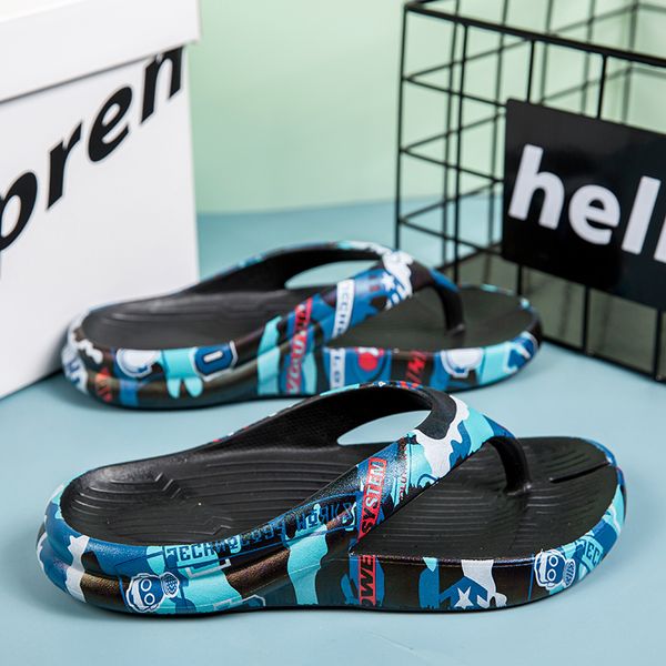 classic slippers flip flops beach slippers garden shoes letters graffiti fashion trendy casual comfortable non-slip perforated slippers men&, Black
classic slippers flip flops beach slippers garden shoes letters graffiti fashion trendy casual comfortable non-slip perforated slippers men&, Black