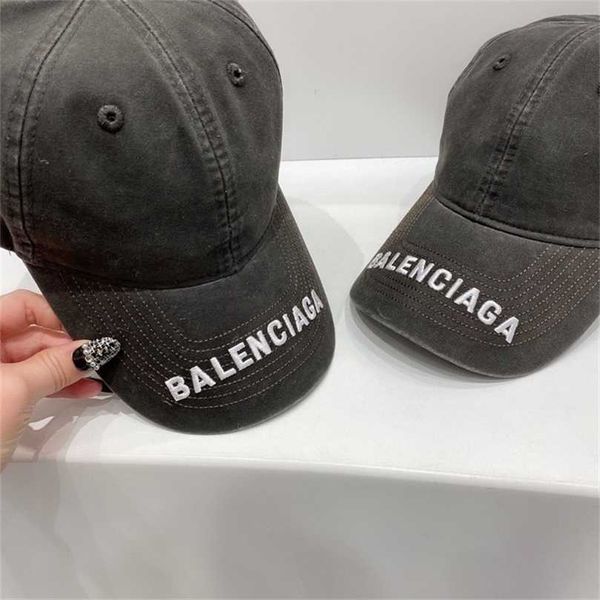 designer ball balenciga caps new parisian baseball cap vintage letter embroidered duck tongue cap old versatile sunscreen sunshade hat for, Blue;gray
designer ball balenciga caps new parisian baseball cap vintage letter embroidered duck tongue cap old versatile sunscreen sunshade hat for, Blue;gray