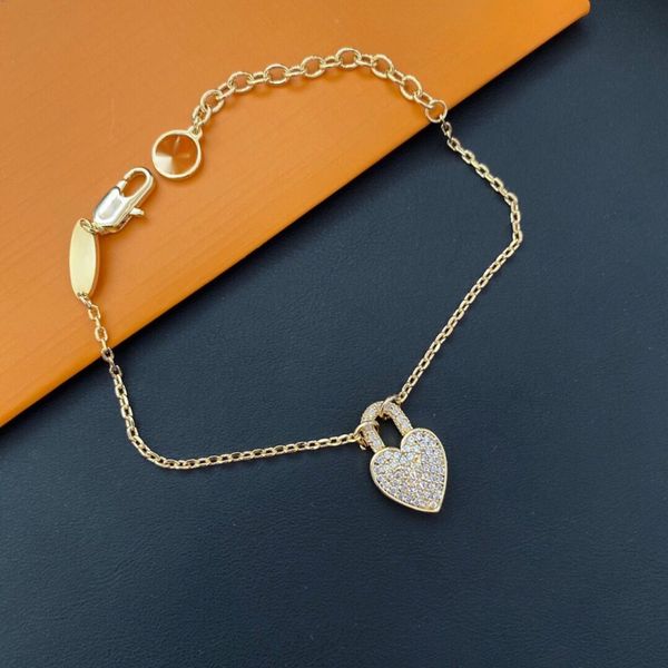 womens designer bracelet love bracelet 18k gold plate 316l stainless steel diamond heart pendant charm braceletes bangle letter hip hop jewe, Golden;silver
womens designer bracelet love bracelet 18k gold plate 316l stainless steel diamond heart pendant charm braceletes bangle letter hip hop jewe, Golden;silver