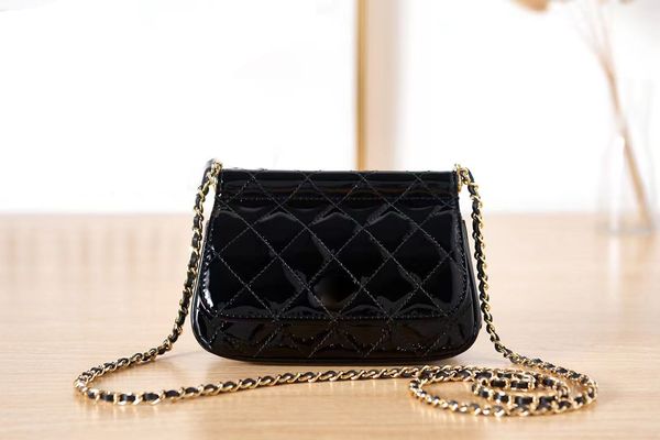 fashion classic flap caviar grain bag genuine cowhide leather handbag women wallet golden chain shoulder bags cross body fanny pack
fashion classic flap caviar grain bag genuine cowhide leather handbag women wallet golden chain shoulder bags cross body fanny pack