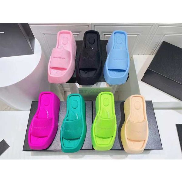 slippers aw king luxury designer thick bottom slippers 2022 summer new net red with versatile muffin shoes heighten satin one line slippers, Black
slippers aw king luxury designer thick bottom slippers 2022 summer new net red with versatile muffin shoes heighten satin one line slippers, Black