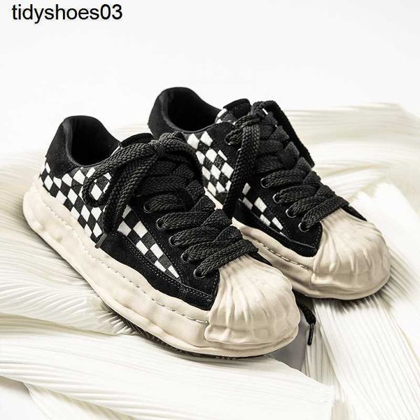 maison mihara yasuhiro mmy leisure sports shoes tidy versatile men's mesh plate plate dissolved shoes, Black
maison mihara yasuhiro mmy leisure sports shoes tidy versatile men's mesh plate plate dissolved shoes, Black