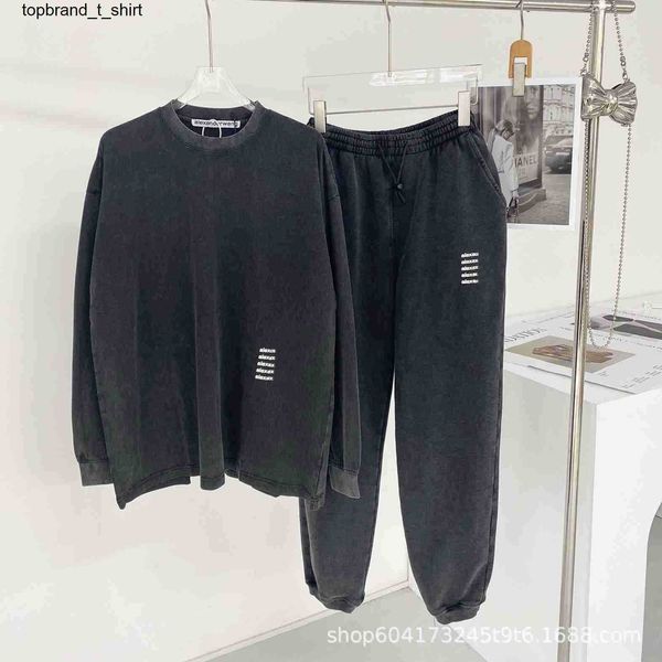 men's tracksuits 2022ss early autumn new king's wash old printed pants relaxed casual men's and women's same style, Gray
men's tracksuits 2022ss early autumn new king's wash old printed pants relaxed casual men's and women's same style, Gray