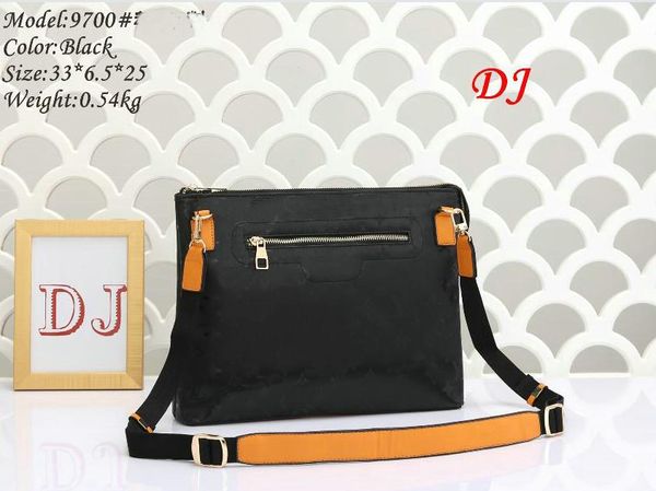 district cross body bag high-end quality arrival famous classic designer fashion men shoulder messenger bags school bookbag 9700#33x6.5cm
district cross body bag high-end quality arrival famous classic designer fashion men shoulder messenger bags school bookbag 9700#33x6.5cm