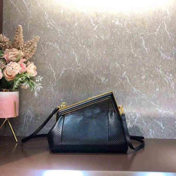 designer first handbags bag wholesale dinner bag lady messenger bags leather retro urban style mp3n bb
designer first handbags bag wholesale dinner bag lady messenger bags leather retro urban style mp3n bb