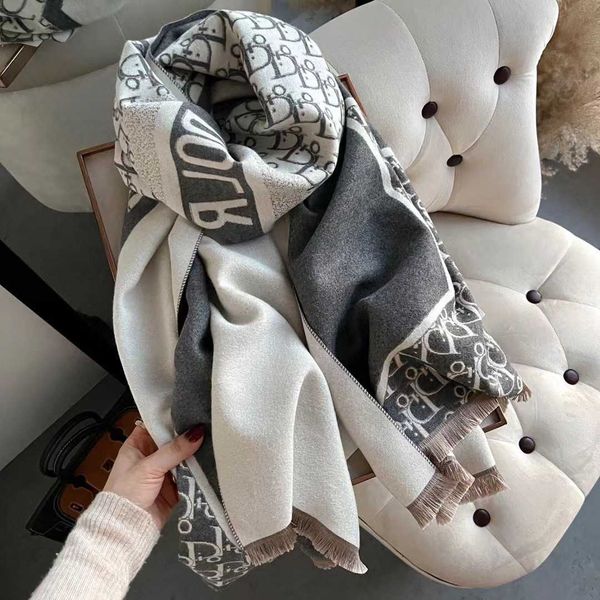 scarves new letter cashmere thickened scarf women's winter warm fringe students'neck wrap, Blue;gray
scarves new letter cashmere thickened scarf women's winter warm fringe students'neck wrap, Blue;gray