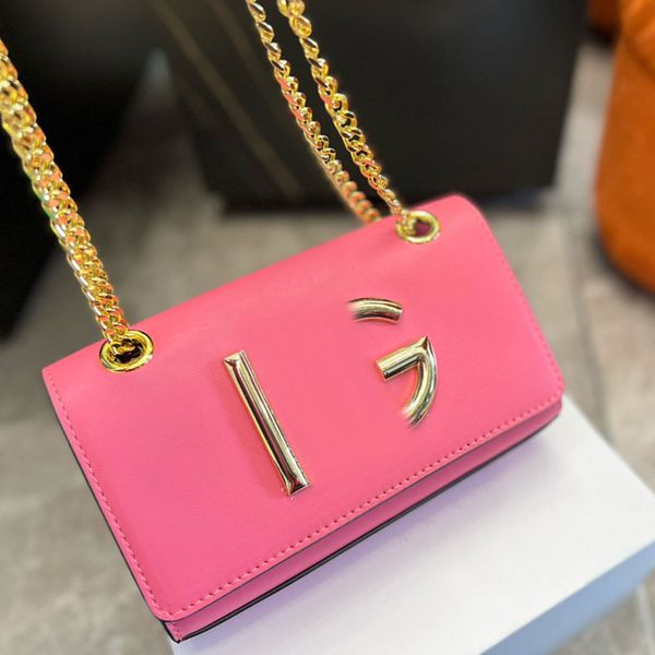 chains crossbody bag axillary shoulder bag women handbag purse plain flap under arm card holder wallet fashion letters hardware adjustable s
chains crossbody bag axillary shoulder bag women handbag purse plain flap under arm card holder wallet fashion letters hardware adjustable s