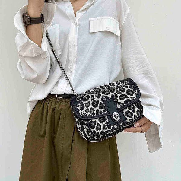 evening bag women's luxury designer handbag for women korean simple fashion chain pu leather shoulder s ladies crossbody y220304
evening bag women's luxury designer handbag for women korean simple fashion chain pu leather shoulder s ladies crossbody y220304