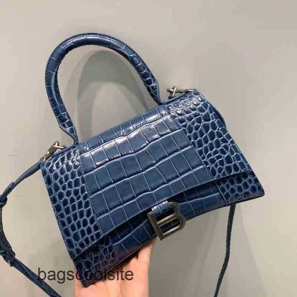 bag single hourglass letter 2023 b designer buckle bags fashion balencigas trend leather crocodile
bag single hourglass letter 2023 b designer buckle bags fashion balencigas trend leather crocodile