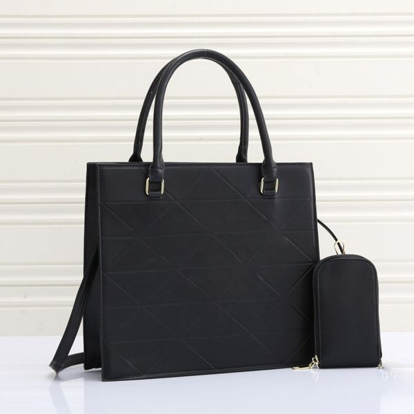 2022 designer totes bags lady famous casual practical large capacity plain crossbody underarm handbags womens coin purse outdoor
2022 designer totes bags lady famous casual practical large capacity plain crossbody underarm handbags womens coin purse outdoor