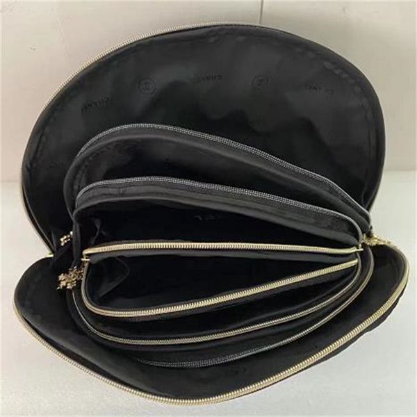 classic luxury designer cosmetic bags & cases for women travel pouch make up bag ladies cluch purses organizador toiletry bag 4pcs/set
classic luxury designer cosmetic bags & cases for women travel pouch make up bag ladies cluch purses organizador toiletry bag 4pcs/set