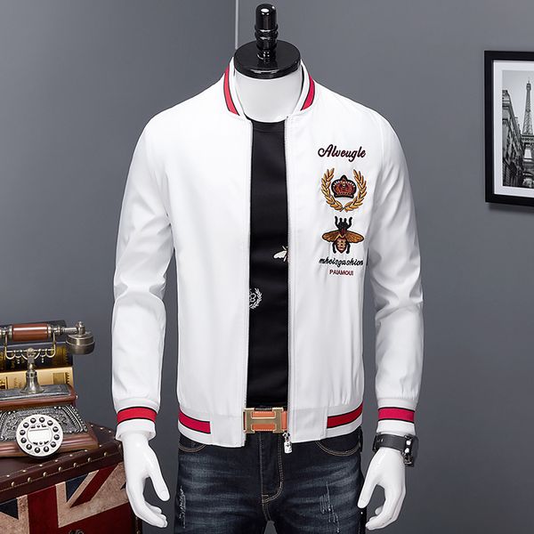 luxury jacket men 2022 net red spring autumn thin brand little bee embroidery stand collar baseball suit casual bomber coat, Black;brown
luxury jacket men 2022 net red spring autumn thin brand little bee embroidery stand collar baseball suit casual bomber coat, Black;brown