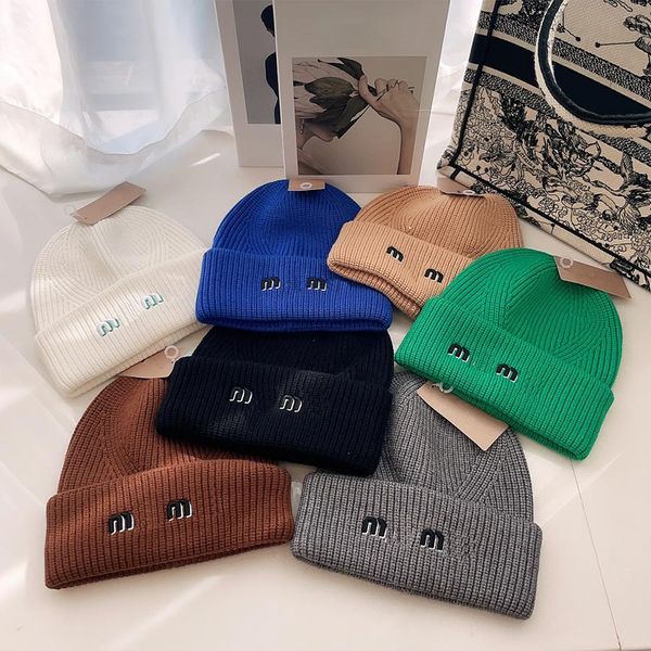 

Stylish Warm Beanie Cap Designer Winter Knitted Hat Letter Skull Caps for Man Woman 7 Colors, C1