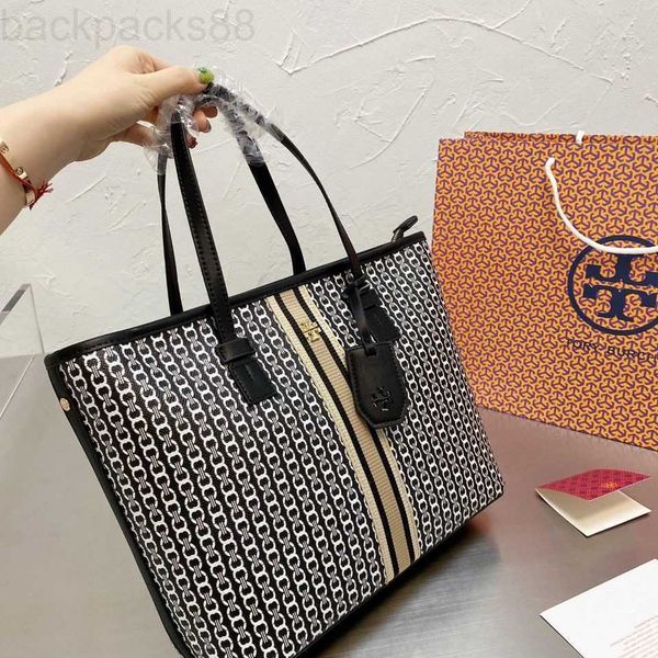 purse fleming brand torys tb burchs bag lady handbag luxury paris designer women evening girl purse fashion shoulder versatile casual bags97
purse fleming brand torys tb burchs bag lady handbag luxury paris designer women evening girl purse fashion shoulder versatile casual bags97