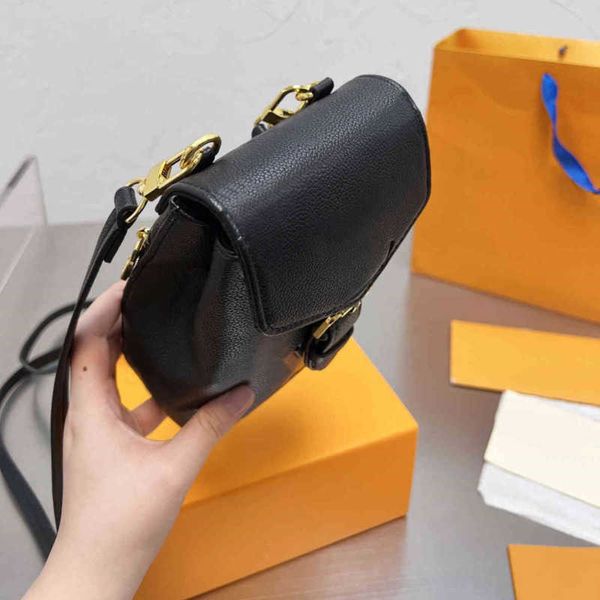 women brand lou designer bags backpack style shoulder handbags messenger temperament crossbody classic leather fashion lady wallet
women brand lou designer bags backpack style shoulder handbags messenger temperament crossbody classic leather fashion lady wallet