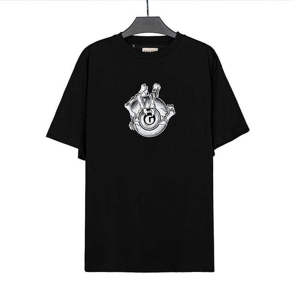 2022 new galleryes depts skull hand print high street couple student versatile short sleeve t-shirt, White;black
2022 new galleryes depts skull hand print high street couple student versatile short sleeve t-shirt, White;black