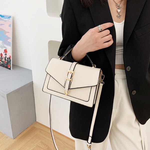 temperament small bag spring fashion portable messenger korean ins net red one shoulder square, Silver
temperament small bag spring fashion portable messenger korean ins net red one shoulder square, Silver