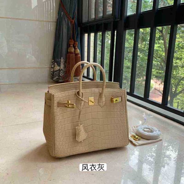 designer luxury women bags kelys herme high version women's fashion trend handbag hand sewn wax thread single shoulder birkins large ca
designer luxury women bags kelys herme high version women's fashion trend handbag hand sewn wax thread single shoulder birkins large ca