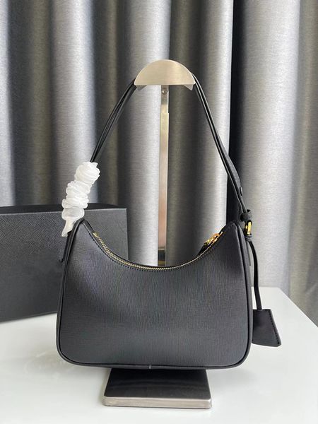 new fashion real leather underarm bag women shoulder strap adjustable multifunctional ladies bags purses and handbags 2315
new fashion real leather underarm bag women shoulder strap adjustable multifunctional ladies bags purses and handbags 2315