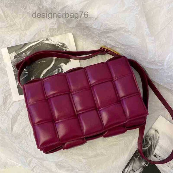 designer bags venetas women bottegas handbags 2022 real sheep pickup woven hand pillow messenger bag five thousand four hundred and twenty-
designer bags venetas women bottegas handbags 2022 real sheep pickup woven hand pillow messenger bag five thousand four hundred and twenty-