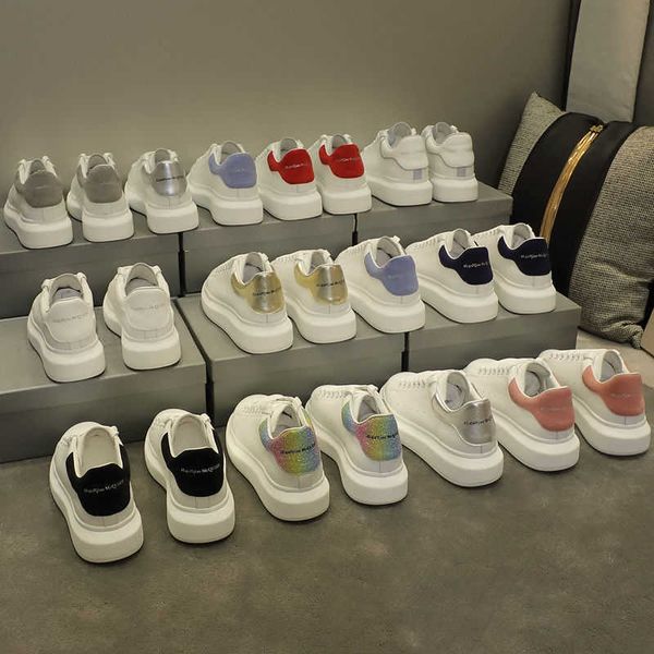 casual shoes autumn winter 2022 new small white shoes versatile casual thick soled lovers' shoes, Black
casual shoes autumn winter 2022 new small white shoes versatile casual thick soled lovers' shoes, Black