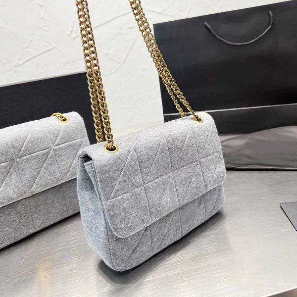luxury shoulder bags vintage cloth crossbody bags women designer handbags shoulder clutch strap lady single messengers purses 221019
luxury shoulder bags vintage cloth crossbody bags women designer handbags shoulder clutch strap lady single messengers purses 221019