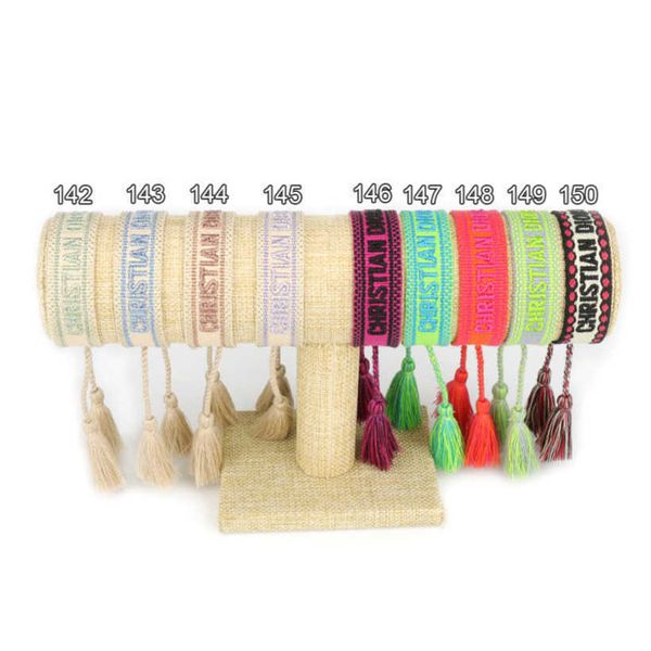 women's luxury fashion bracelets designer brand d bangle jewelry embroidered word woven bracelet letter rope classic tassel girl men co, Golden;silver
women's luxury fashion bracelets designer brand d bangle jewelry embroidered word woven bracelet letter rope classic tassel girl men co, Golden;silver