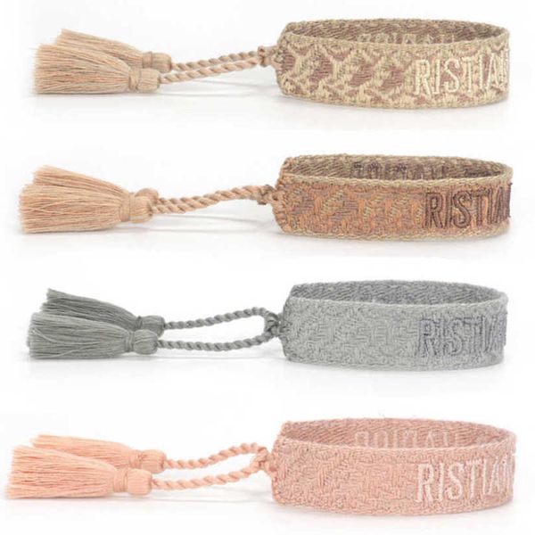 luxury classic bracelets women's designer brand d bangle jewelry embroidered word woven bracelet letter rope fashion tassel girl men co, Golden;silver
luxury classic bracelets women's designer brand d bangle jewelry embroidered word woven bracelet letter rope fashion tassel girl men co, Golden;silver