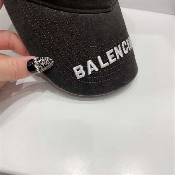 designer ball balenciga caps 2022 original single paris home made old smoky gray baseball cap soft washing denim cotton couple duck t vhd7, Blue;gray
designer ball balenciga caps 2022 original single paris home made old smoky gray baseball cap soft washing denim cotton couple duck t vhd7, Blue;gray