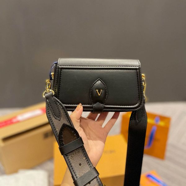 designer bags totes women handbag luxury classic belt print old flower brand imitation shoulder bag fashion leather wallet dinner bag
designer bags totes women handbag luxury classic belt print old flower brand imitation shoulder bag fashion leather wallet dinner bag