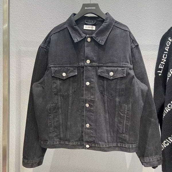 classic diamond designer english mens pariss jackets back luxury balencaigass denim original jacket os off shoulder loose version for men an, Black;brown
classic diamond designer english mens pariss jackets back luxury balencaigass denim original jacket os off shoulder loose version for men an, Black;brown