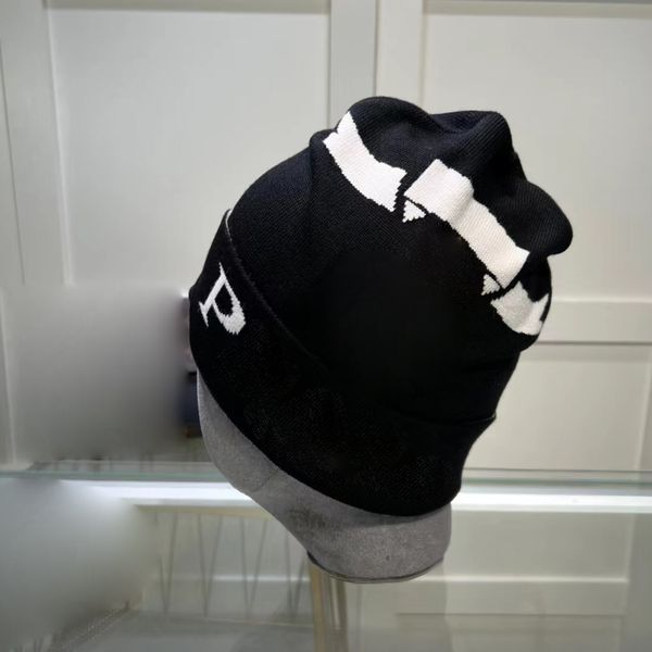 new5 fashion designer autumn and winter knitted hat beanie letter jacquard warm, Blue;gray
new5 fashion designer autumn and winter knitted hat beanie letter jacquard warm, Blue;gray