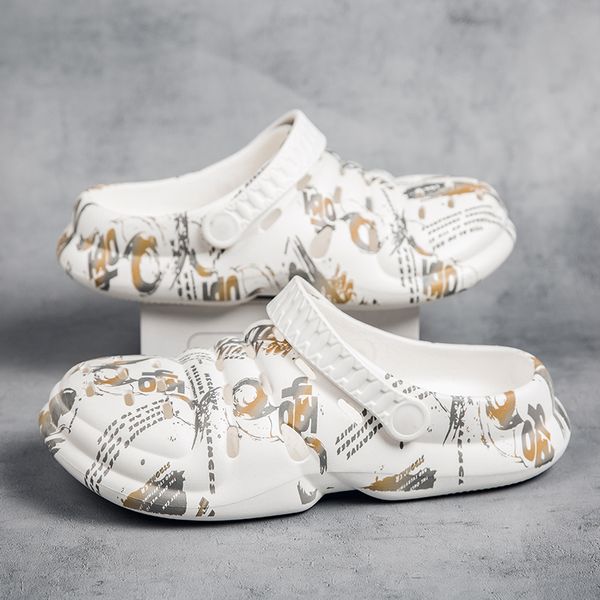 classic slippers sandals beach slippers graffiti camouflage fashion trendy casual comfortable non-slip perforated slippers men's indoor, Black
classic slippers sandals beach slippers graffiti camouflage fashion trendy casual comfortable non-slip perforated slippers men's indoor, Black