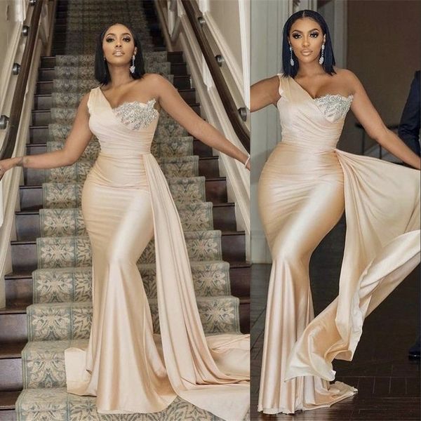 2023 champagne mermaid bridesmaid dresses one shoulder sleeveless lacec appliques crystal satin long wedding guest bridesmaid gowns, White;pink
2023 champagne mermaid bridesmaid dresses one shoulder sleeveless lacec appliques crystal satin long wedding guest bridesmaid gowns, White;pink