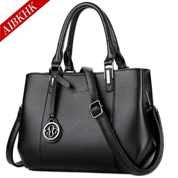 s9196 temperament bag single shoulder middle-aged hand large capacity messenger, Silver
s9196 temperament bag single shoulder middle-aged hand large capacity messenger, Silver