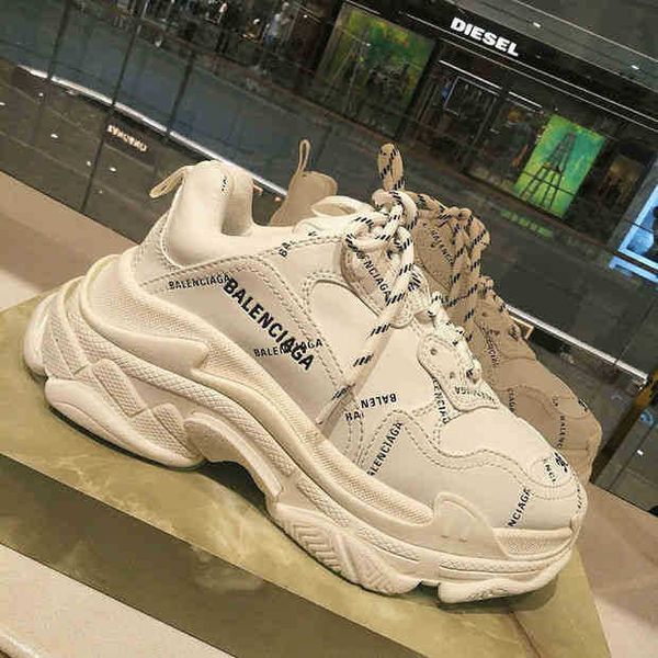 balencigas fashion couples shoes designer paris daddy raised letter retro couple air cushion casual trioles men's and women's spor
balencigas fashion couples shoes designer paris daddy raised letter retro couple air cushion casual trioles men's and women's spor