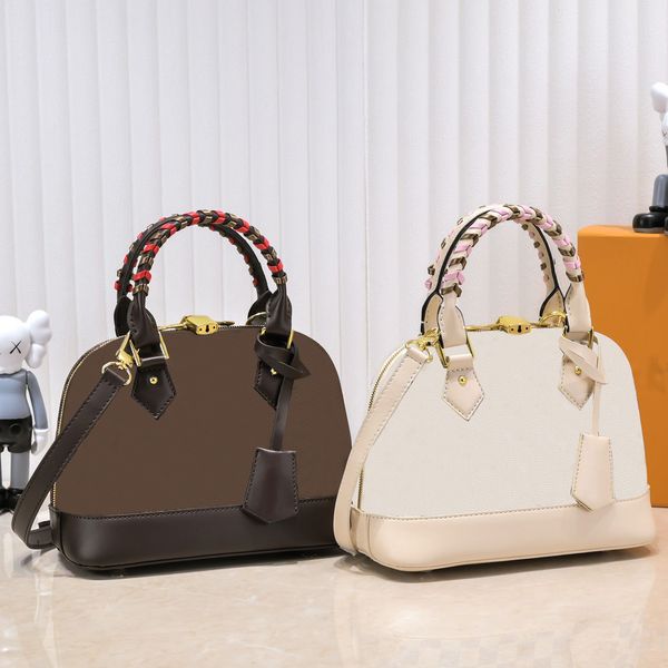luxurys tote designers fashion women shoulder bags classic retro checked leather handbags shell wallet purse double zipper lock ladies cosme
luxurys tote designers fashion women shoulder bags classic retro checked leather handbags shell wallet purse double zipper lock ladies cosme