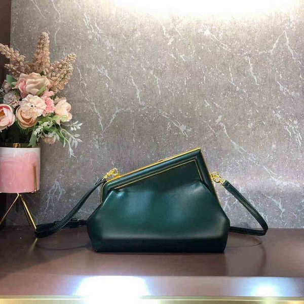 designer first handbags bag wholesale dinner bag lady messenger bags leather retro urban style ix9z
designer first handbags bag wholesale dinner bag lady messenger bags leather retro urban style ix9z